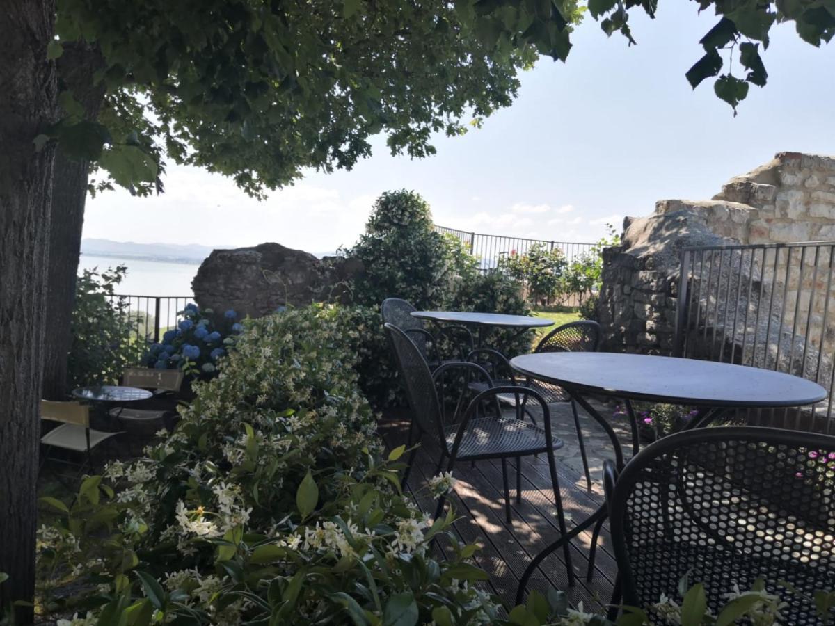 Il Torrione Bed & Breakfast Castiglione del Lago Luaran gambar